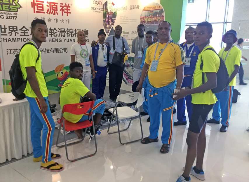2017 World Roller Games: shopping session for the freeskate team of Congo