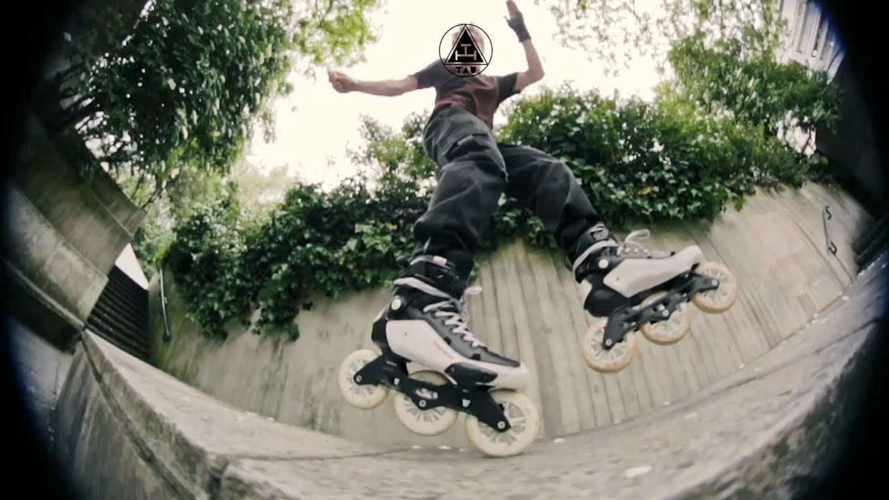 Night skating session in London with Sam Crofts and his Powerslide Tau urban inline skates